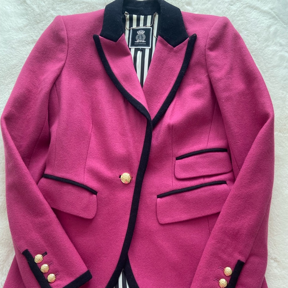 Authentic Juicy couture limited edition Pink blazer in size 2